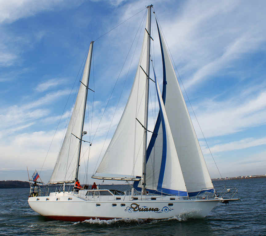 bruce roberts sailboat